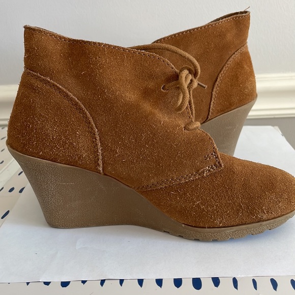 Target Suede Brown Wedge Booties Lace-Up Size 7 - Picture 9 of 11